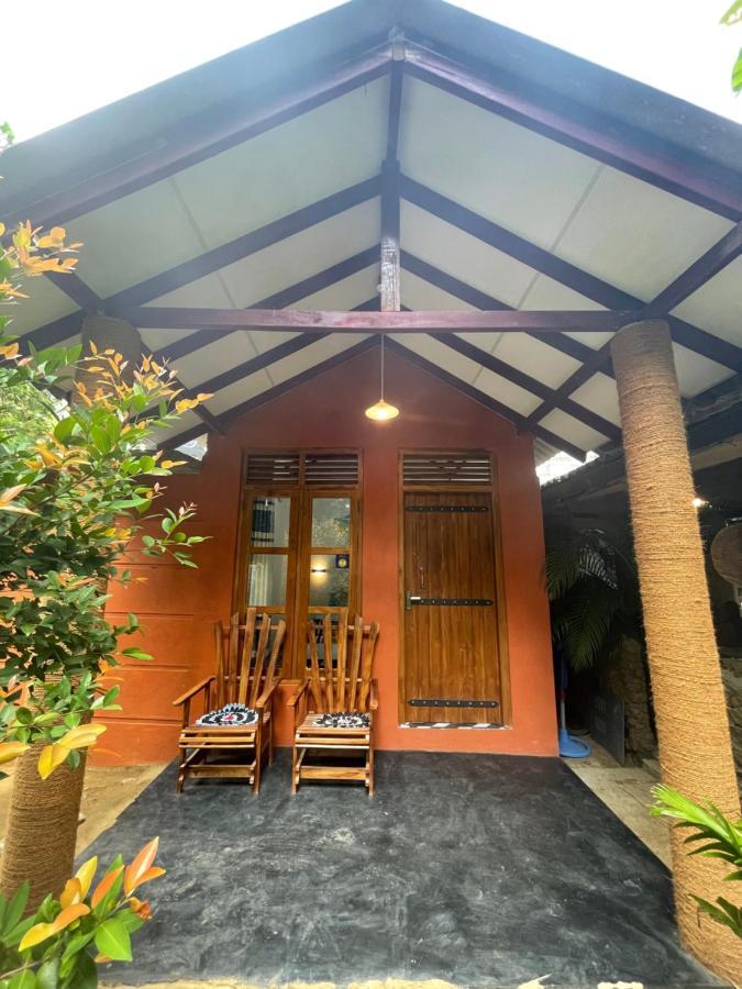 Peacock'S Paradise Safari Hostel Udawalawe Εξωτερικό φωτογραφία
