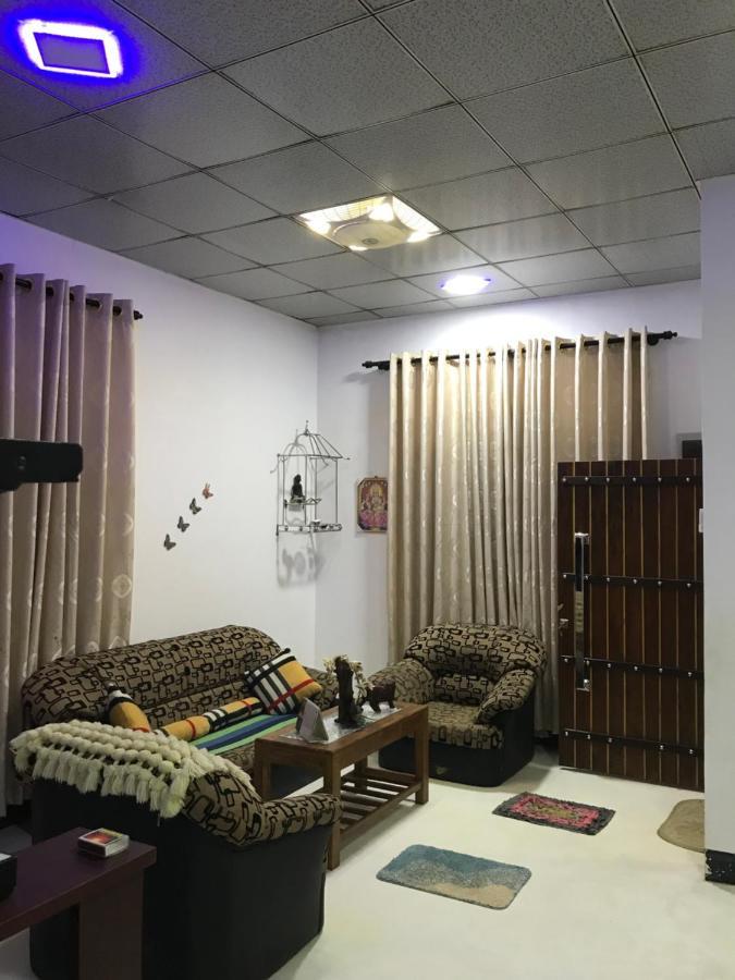 Peacock'S Paradise Safari Hostel Udawalawe Εξωτερικό φωτογραφία