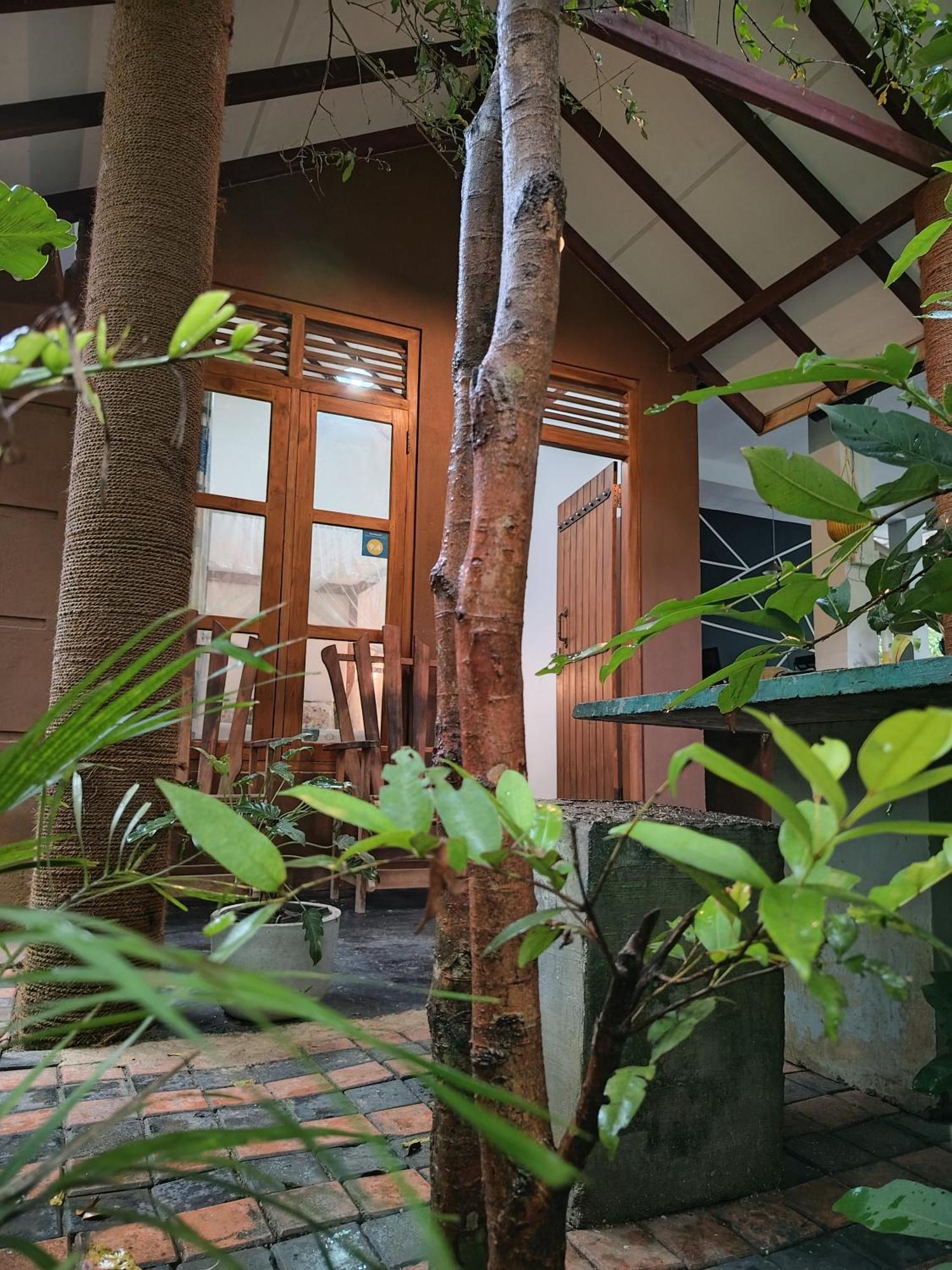 Peacock'S Paradise Safari Hostel Udawalawe Εξωτερικό φωτογραφία