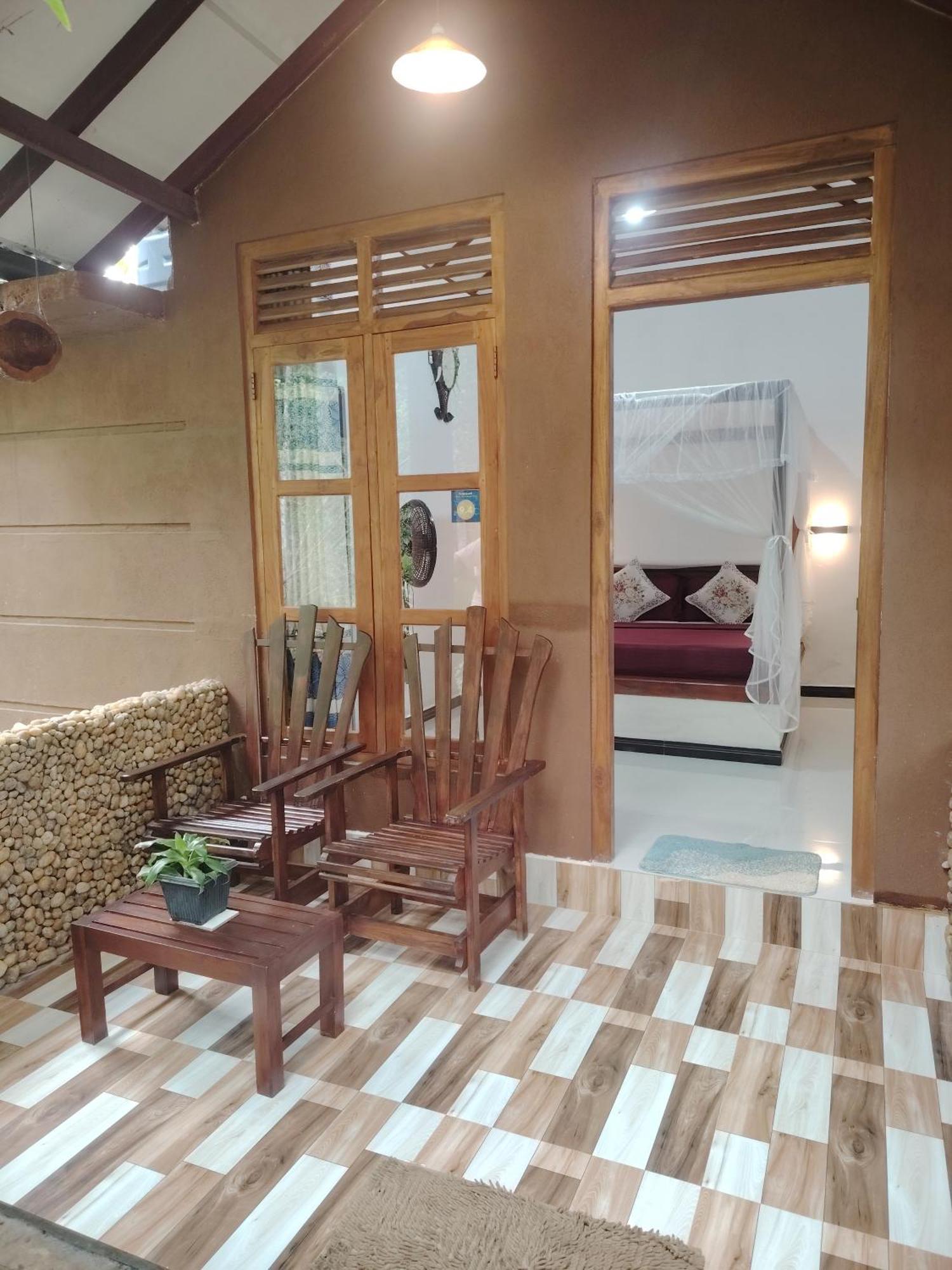 Peacock'S Paradise Safari Hostel Udawalawe Εξωτερικό φωτογραφία
